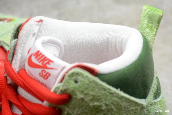 600 Cough" High "Strawberry Dunk SB Nike CW7093 - 0916